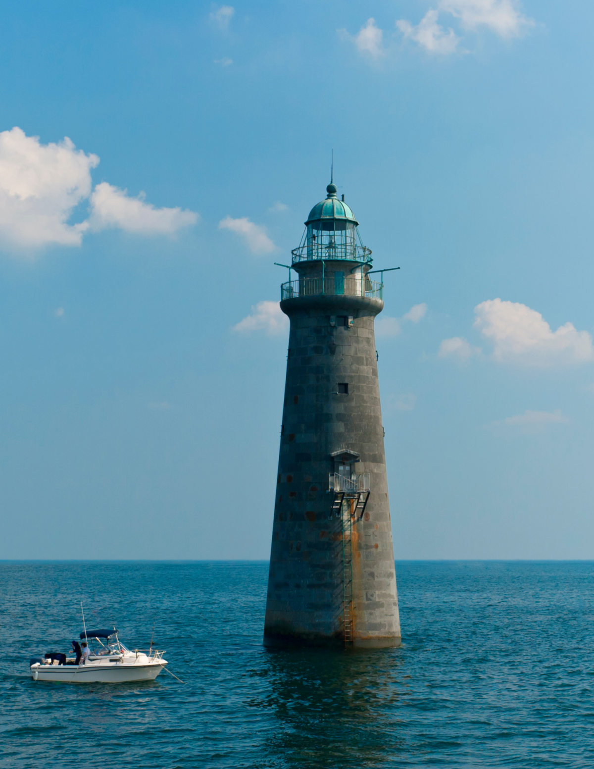 Explore the Lighthouses from Boston to the Cape